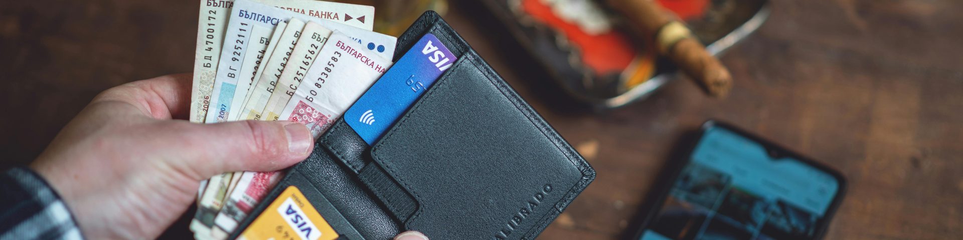 geld en sigaar bij blog over pensioen uitgesteld salaris